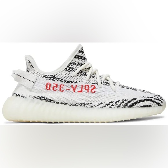 AdidasYeezy Boost 350 V2 size 7 Brand New